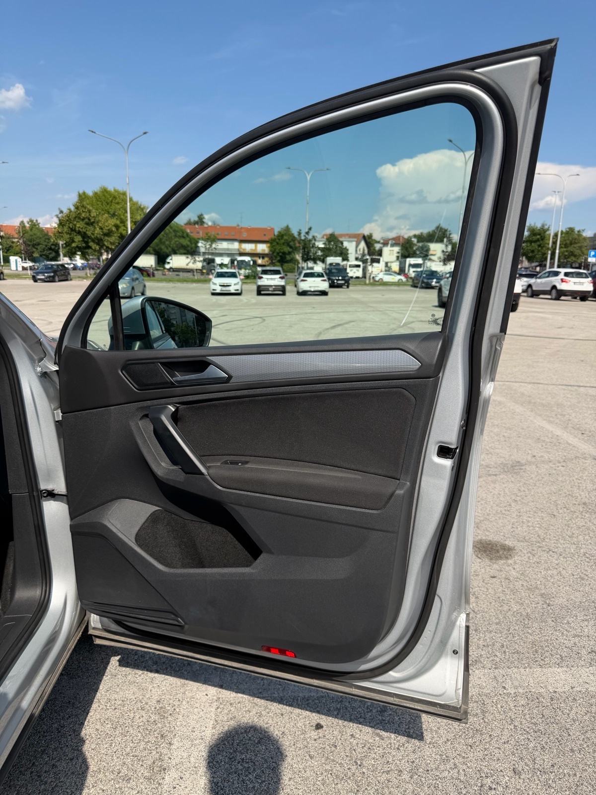 VW Tiguan 2,0 automatik, fotografija 12