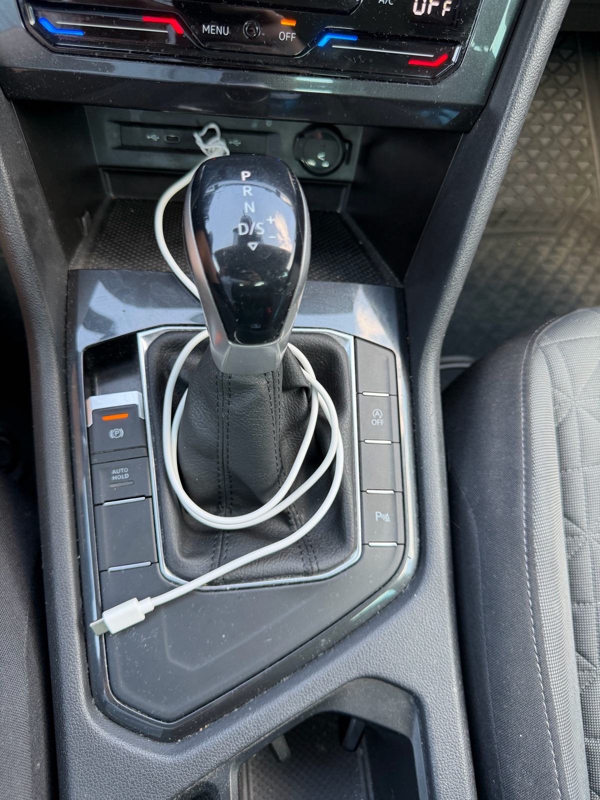 VW Tiguan 2,0 automatik, fotografija 8