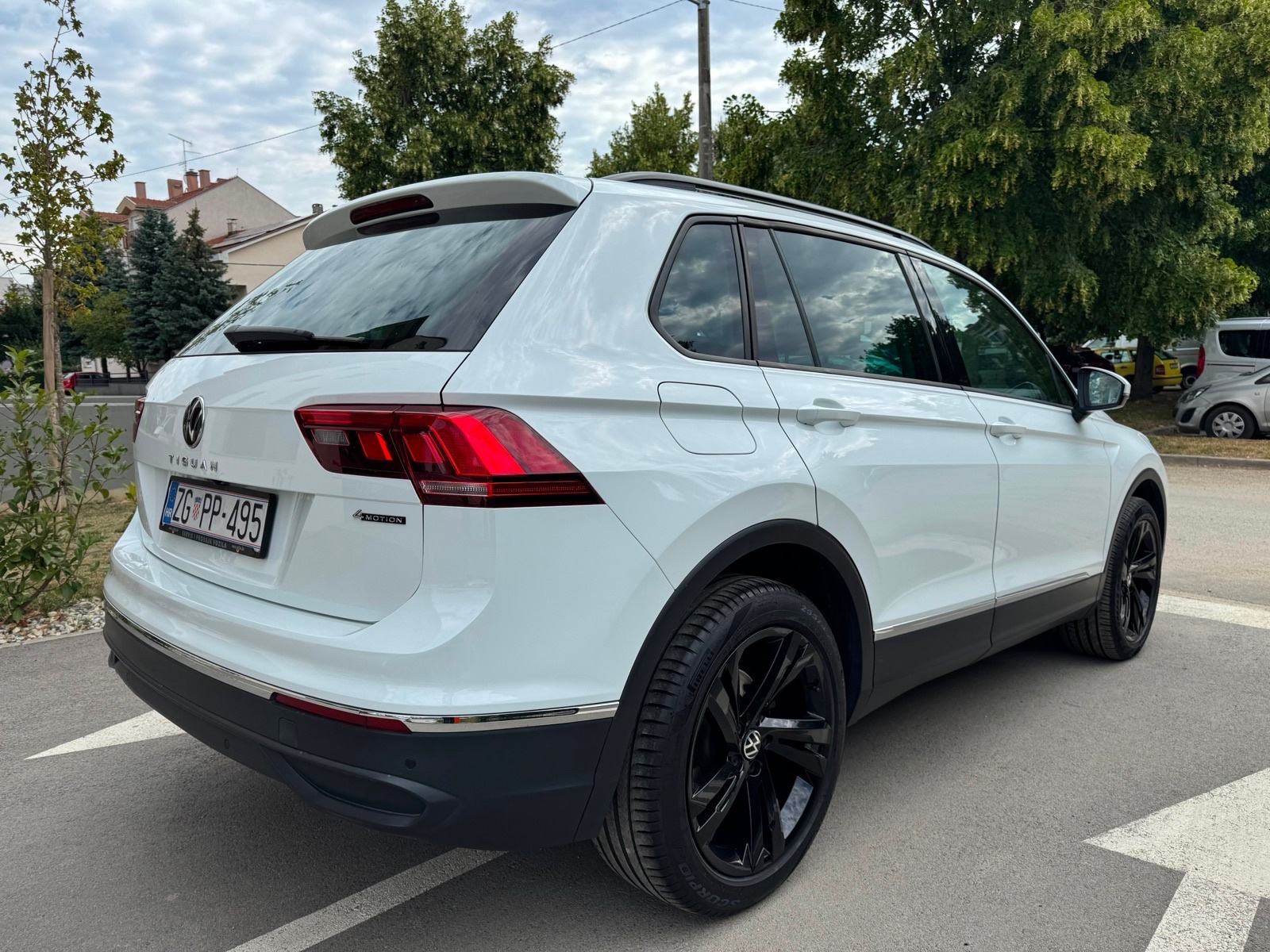 VW TIGUAN 2,0 TDI, DSG, 4 MOTION, KAMERA, MRTVI KUT, pogled izvana - slika 2