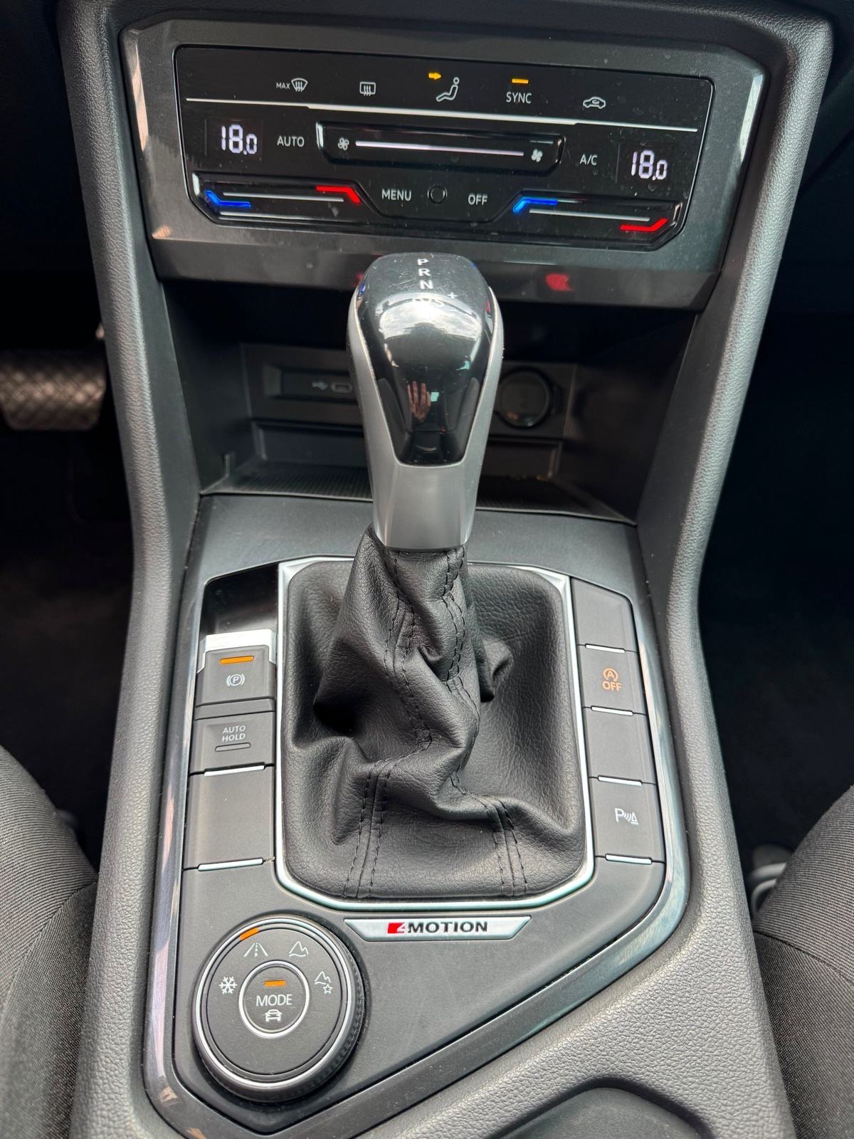 VW TIGUAN 2,0 TDI, DSG, 4 MOTION, KAMERA, MRTVI KUT, fotografija 14