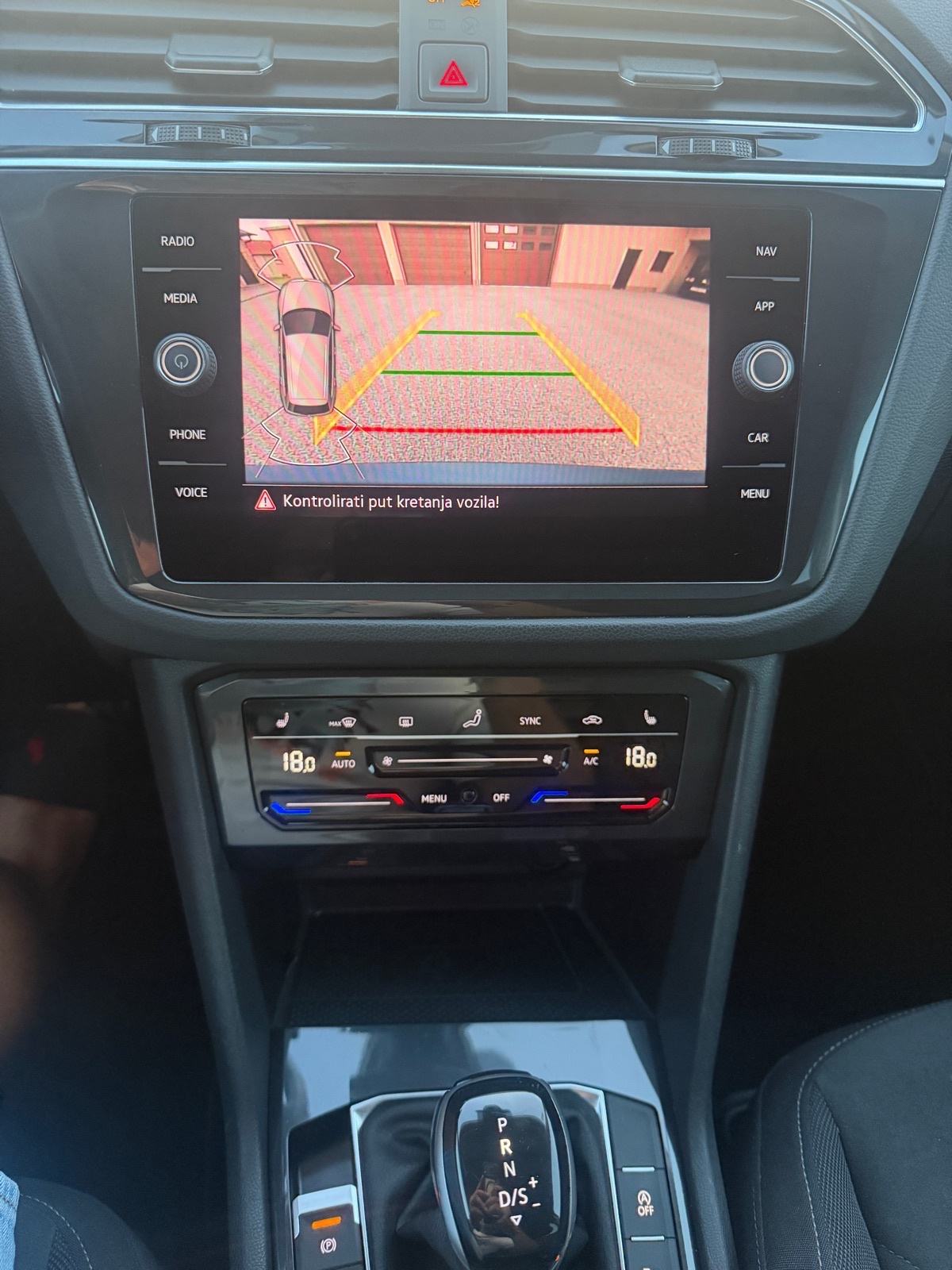 VW Tiguan 2,0 automatik, fotografija 14