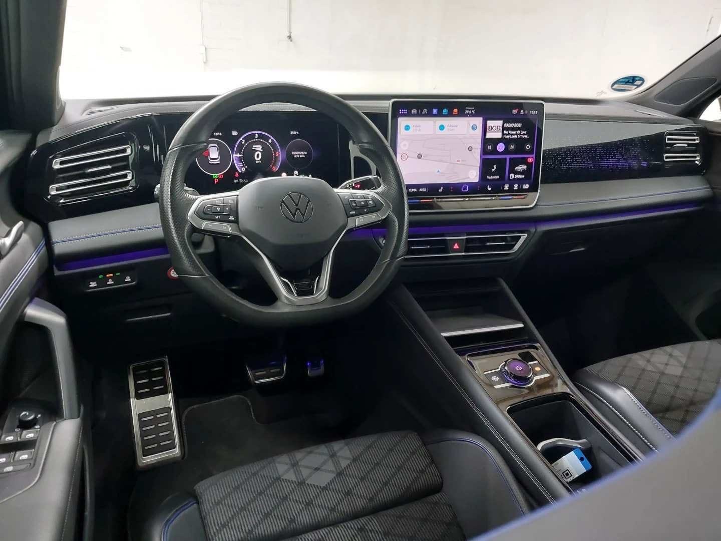 VW Tiguan 2,0 TDI DSG,R-LINE,IQ LIGHT,KAMERA,KUKA,SERVISNA, fotografija 9
