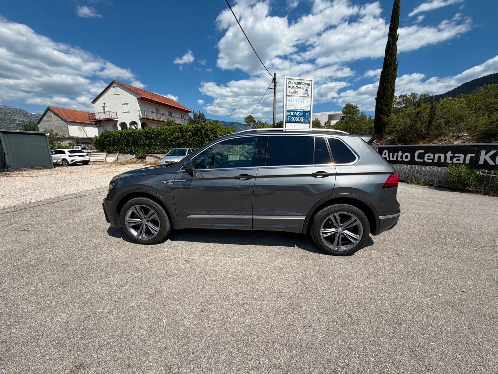 VW Tiguan 2.0 bitdi automatik **REZERVIRAN**, fotografija 4