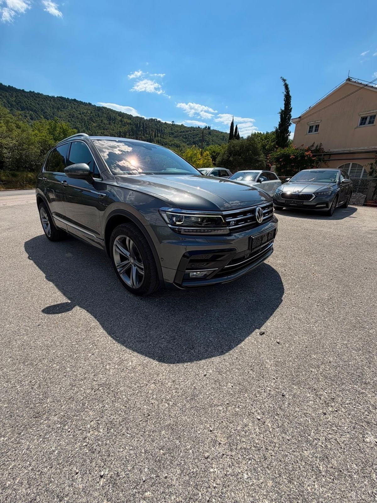 VW Tiguan 2.0 bitdi automatik **REZERVIRAN**, fotografija 9