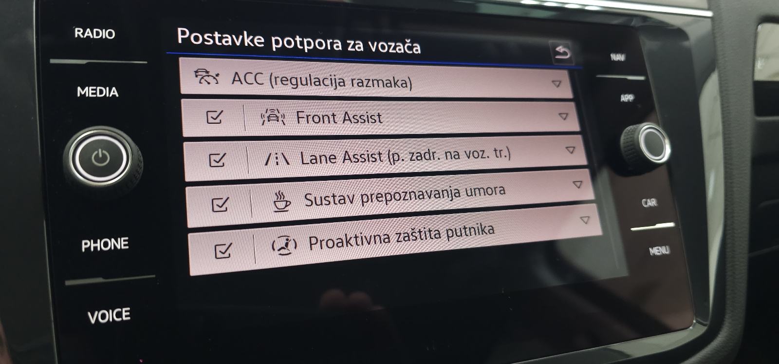 VW Tiguan 2,0 TDI LIFE,AUTOMATIK,LEASING DO 8g.BEZ UČEŠĆA, fotografija 19