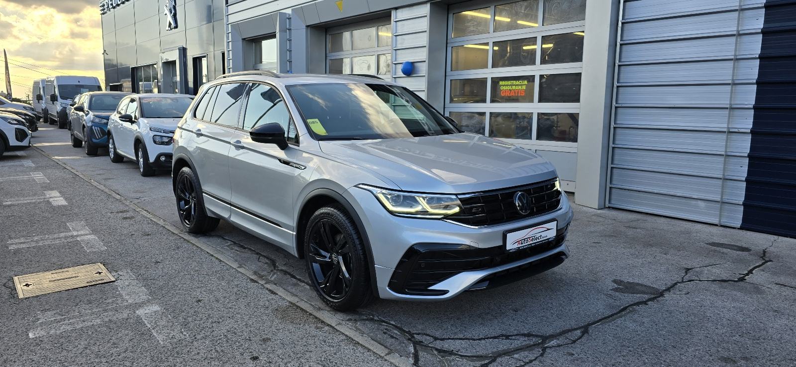 VW Tiguan 2,0 DSG R LINE - 2021 - 100.000km - NAVI - FULL - REG 1 GOD!, fotografija 2