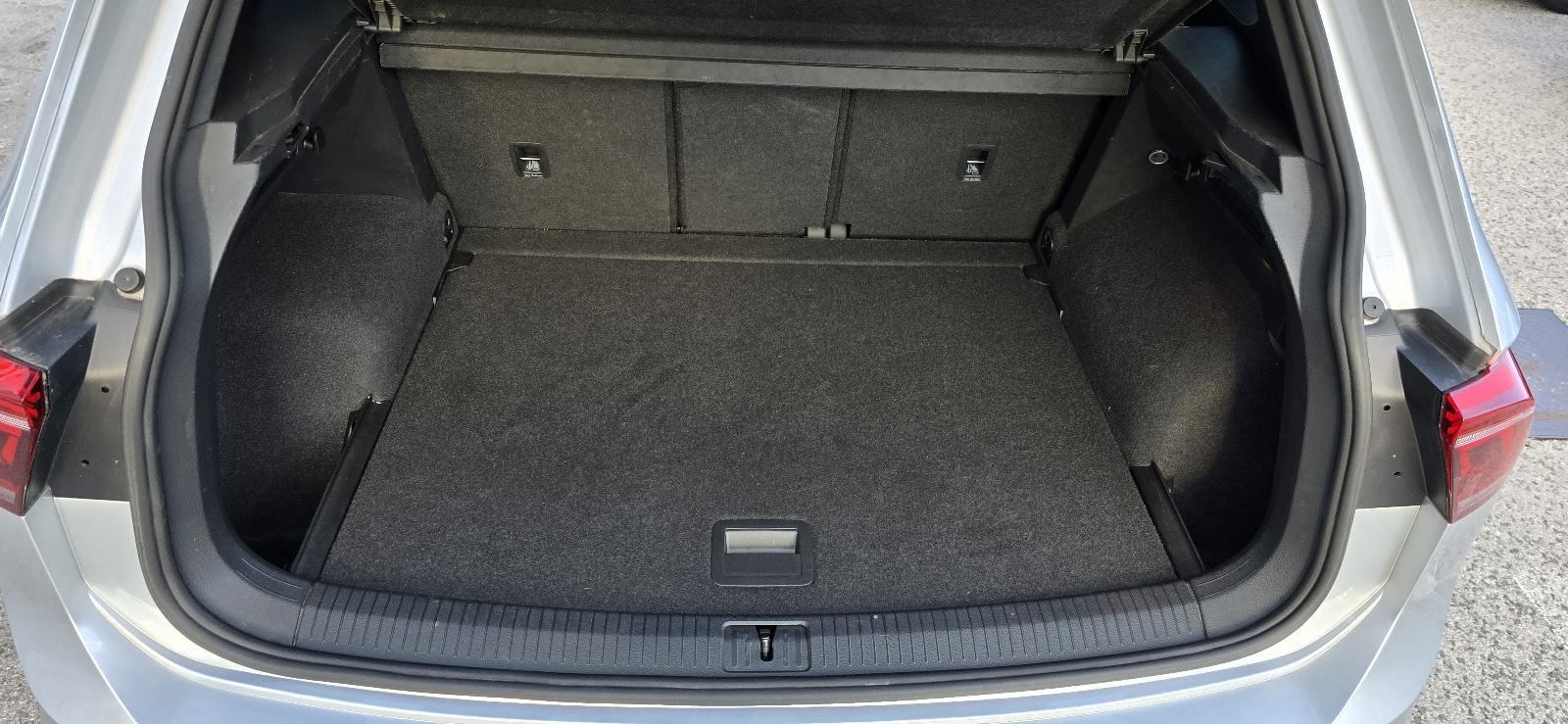 VW Tiguan 2,0 DSG R LINE - 2021 - 100.000km - NAVI - FULL - REG 1 GOD!, fotografija 20