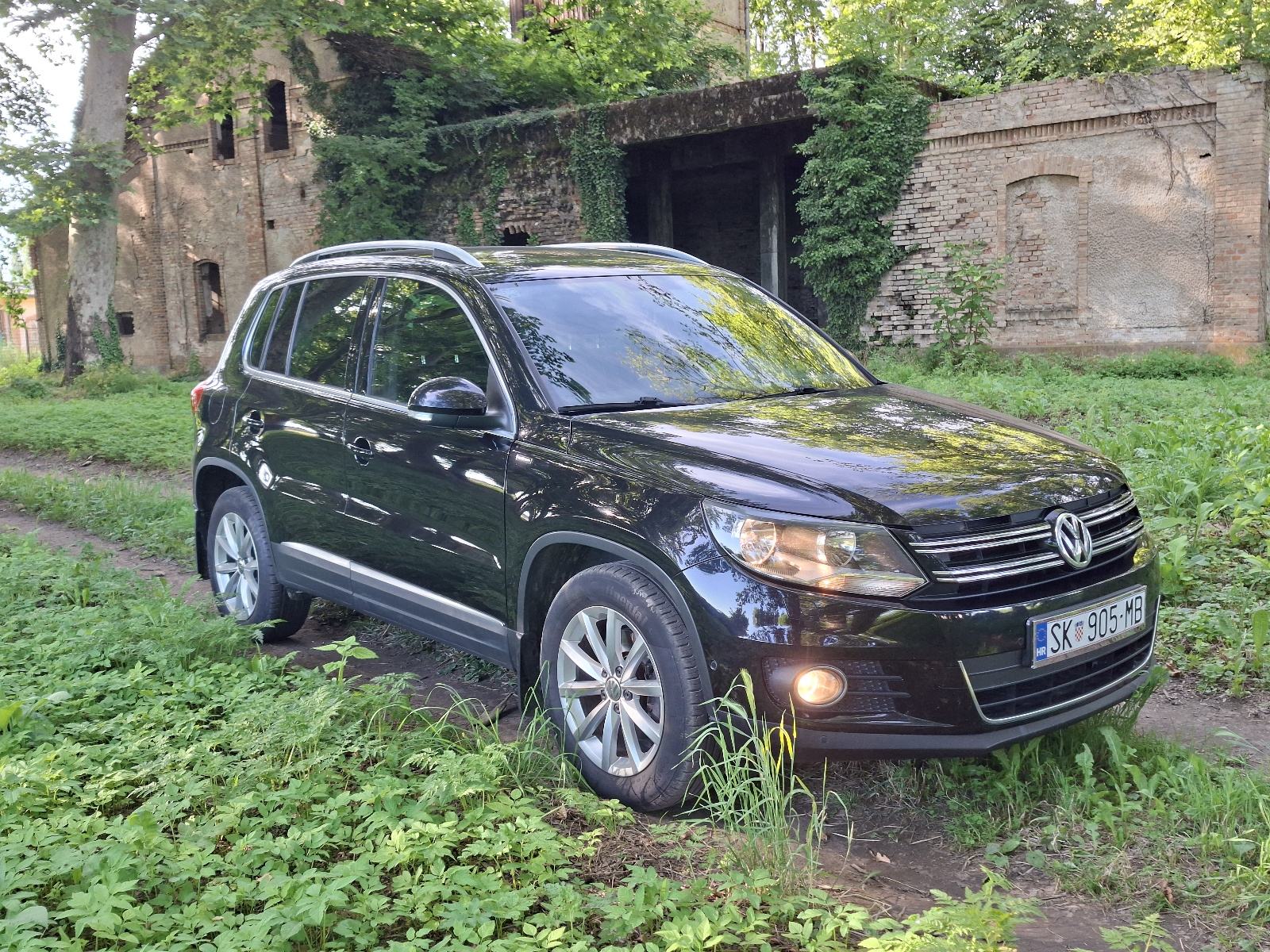 VW Tiguan 2.0 TDI 103 kw LOUNGE -reg. 04./27., servisna- VLASNICA -, fotografija 4