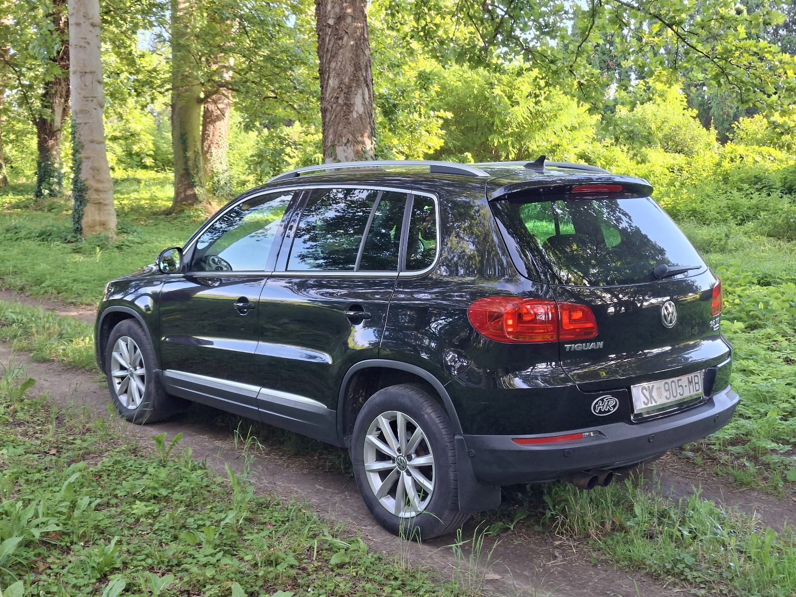 VW Tiguan 2.0 TDI 103 kw LOUNGE -reg. 04./27., servisna- VLASNICA -, fotografija 8