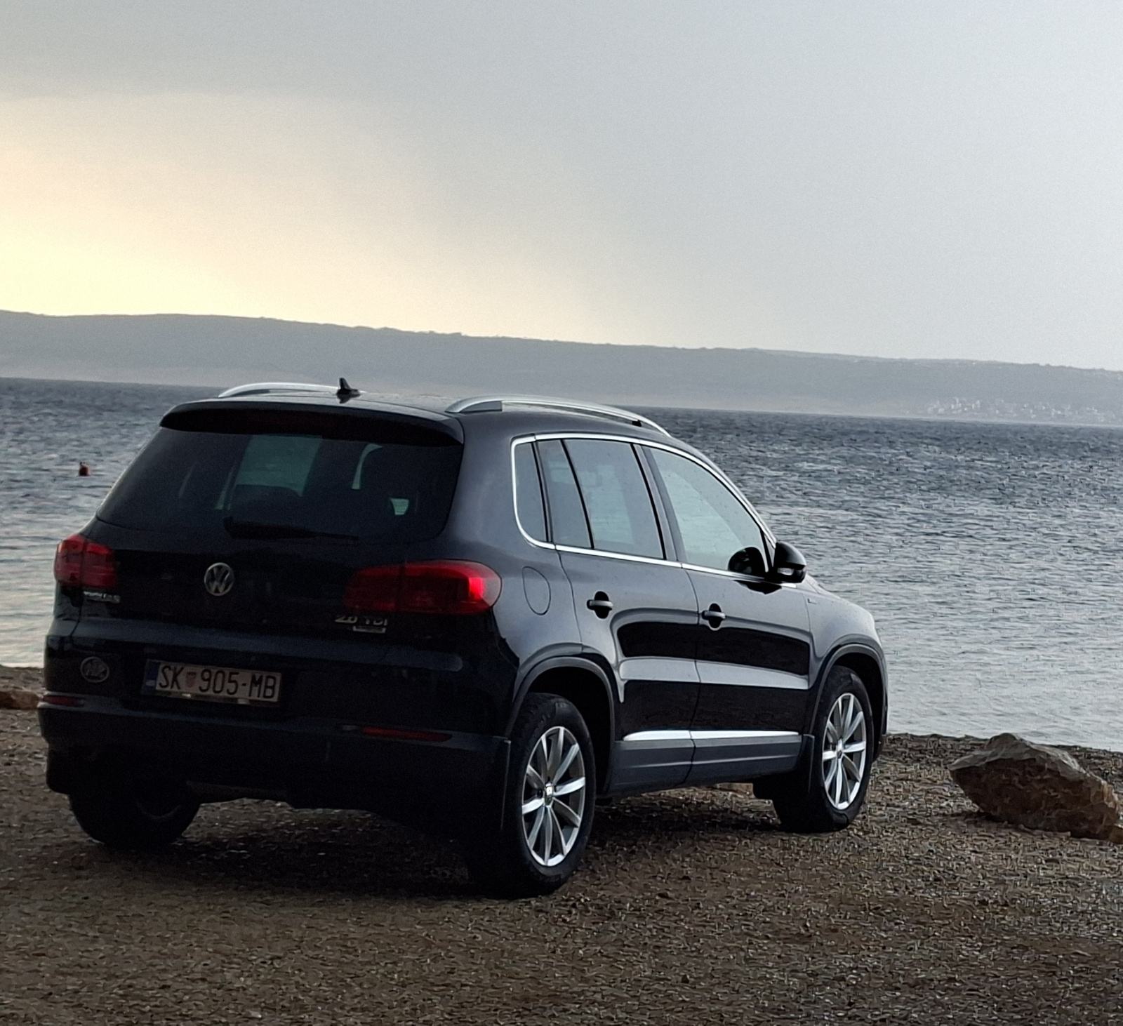VW Tiguan 2.0 TDI 103 kw LOUNGE -reg. 04./27., servisna- VLASNICA -, fotografija 15