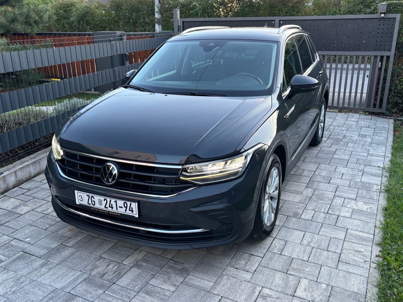 VW Tiguan 2,0 TDI //109 tkm//REG.1.g !!!, fotografija 1