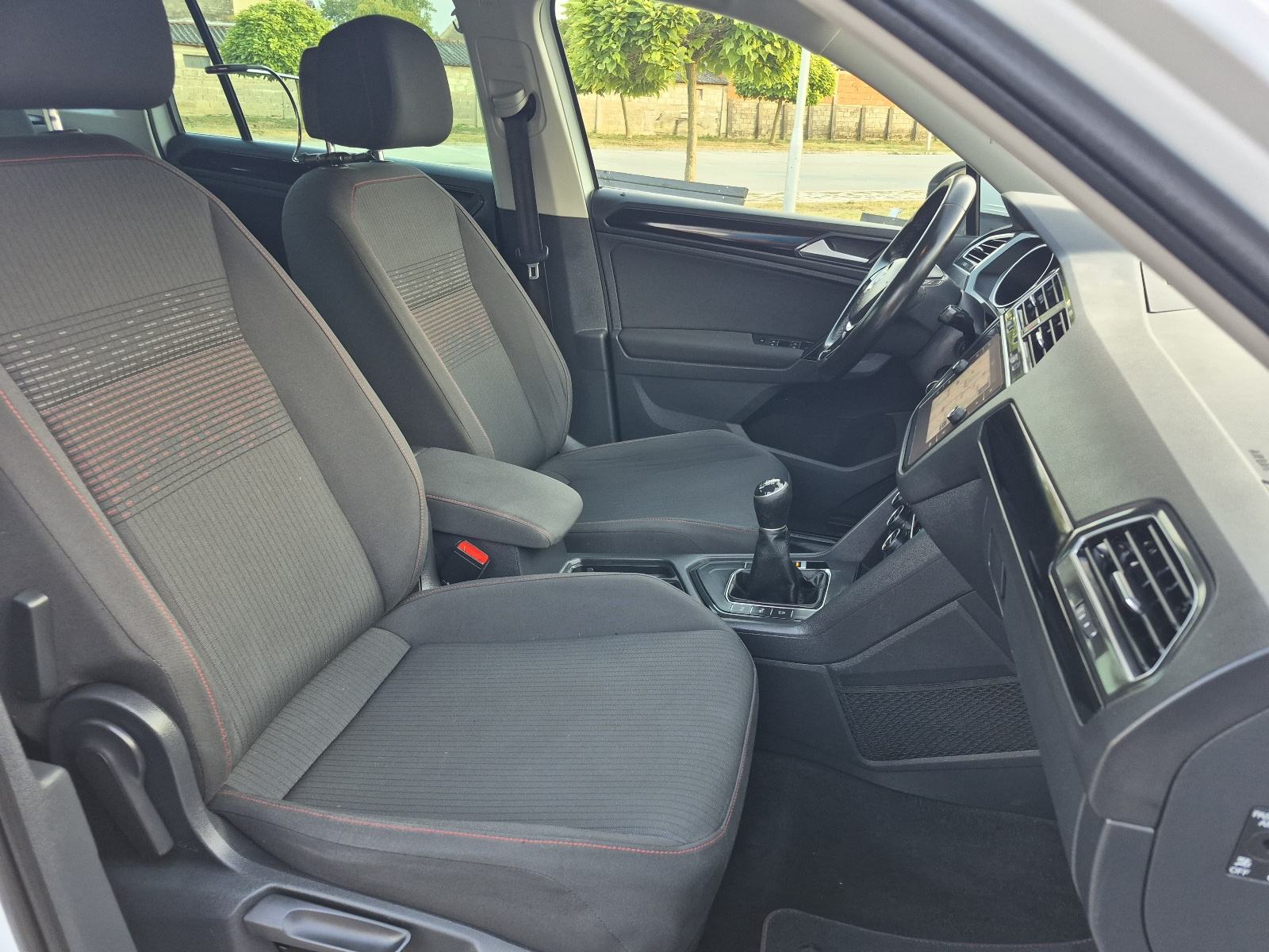 VW Tiguan 2,0 TDI 110kw SOUND,LED,el.kuka,navigacija, senzori, ACC, fotografija 19