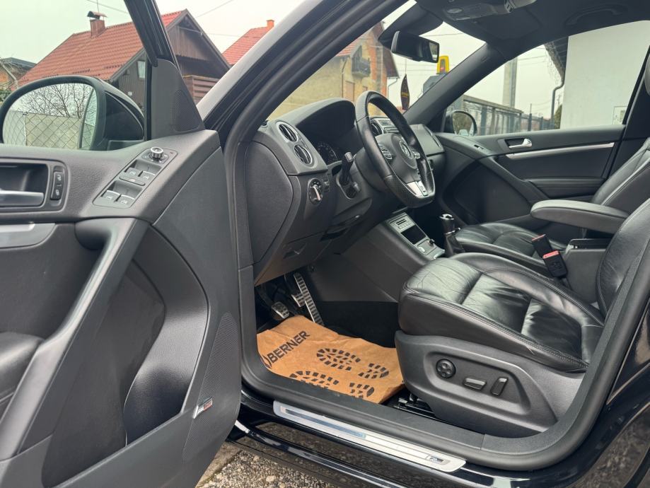 VW Tiguan 2,0 TDI *130kW* R-line *, fotografija 11