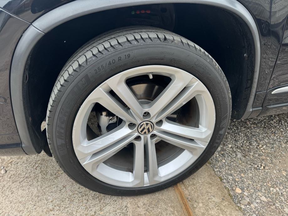 VW Tiguan 2,0 TDI *130kW* R-line *, fotografija 14