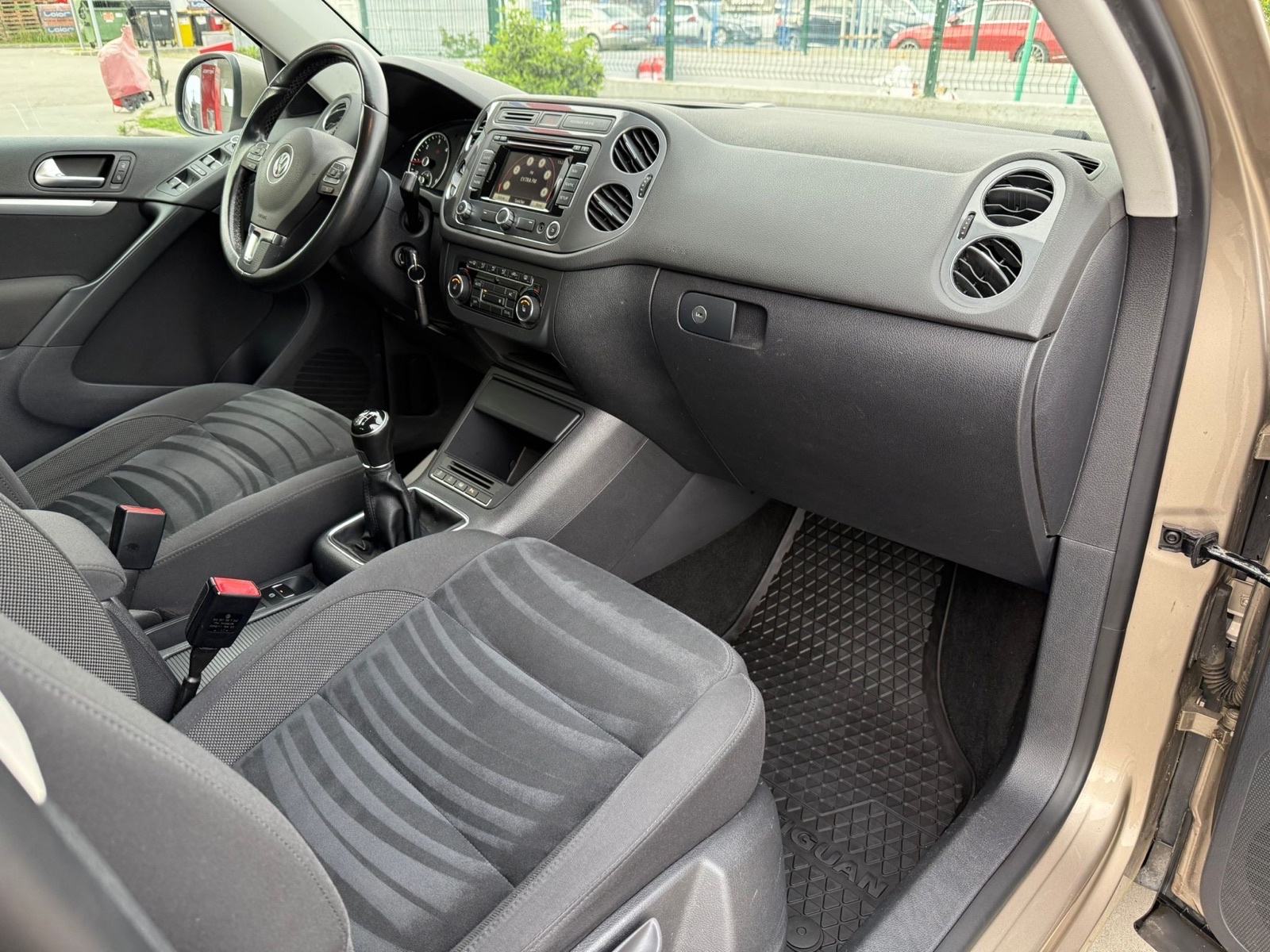 VW Tiguan 2,0 TDI 140ks HIGHLINE XENON LED NAVI TOP 11,999€!!!, fotografija 14