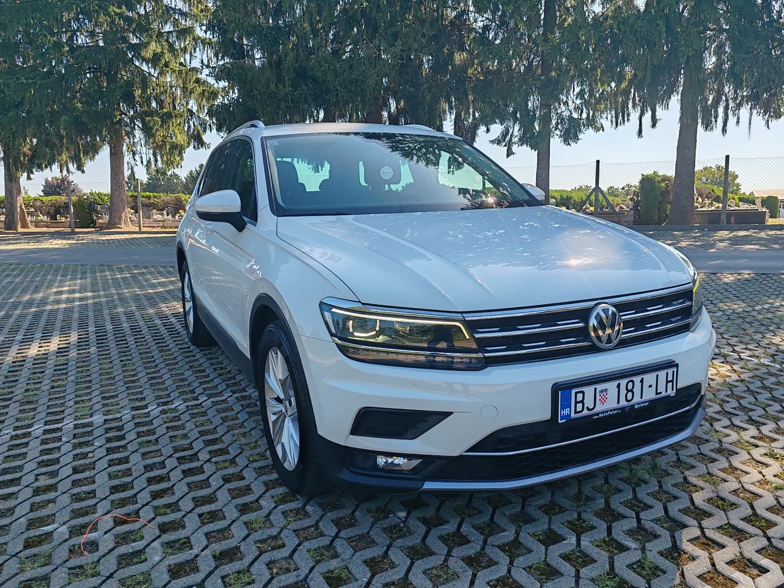 VW Tiguan 2,0 TDI 150 KS DSG HIGHLINE MATRIX VIRTUAL COCKPIT VELUR AMB, fotografija 2