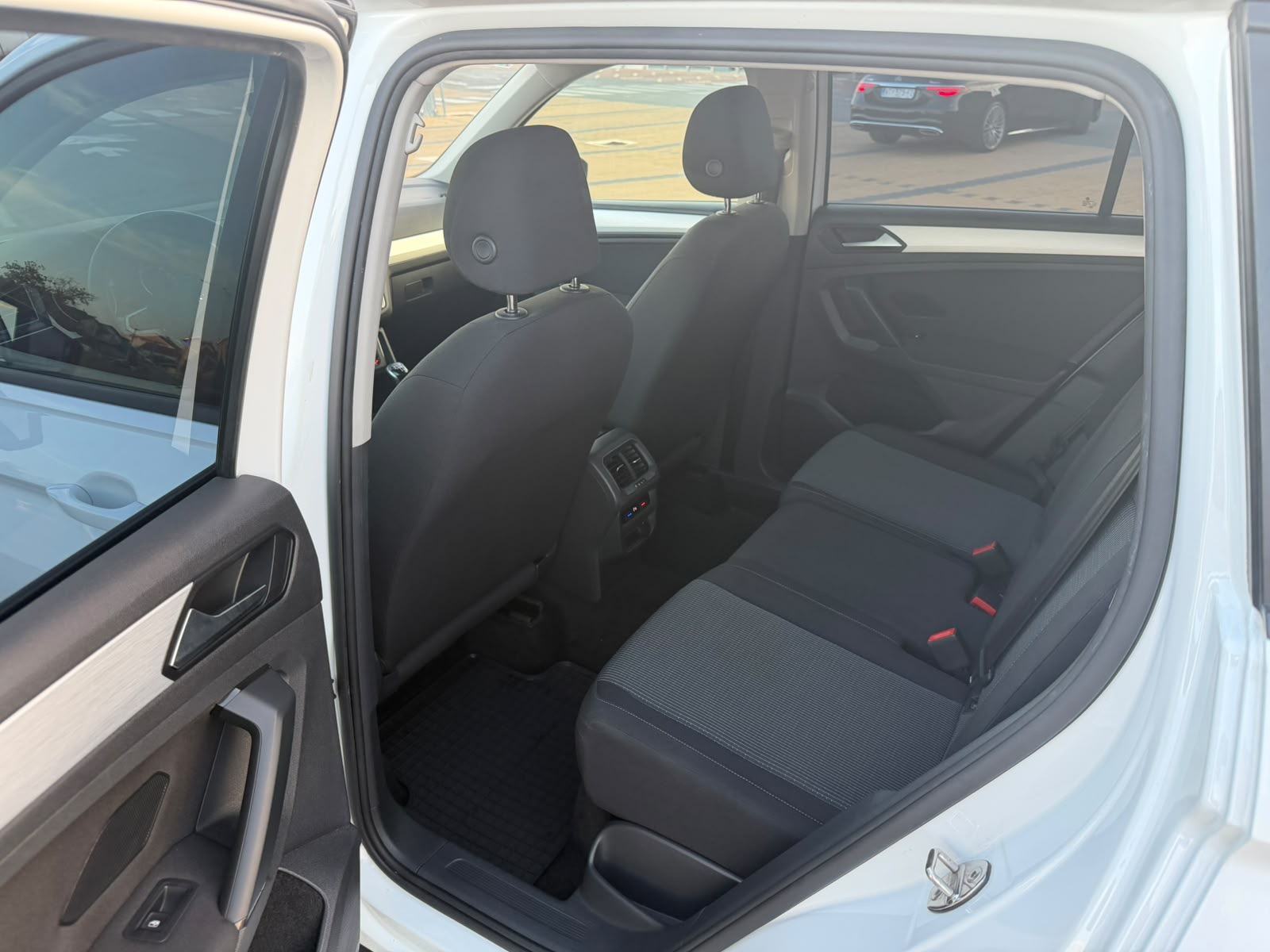 •• VW TIGUAN •• 2.0 TDI •• 2021 GODINA •• REG GOD DANA ••, fotografija 12