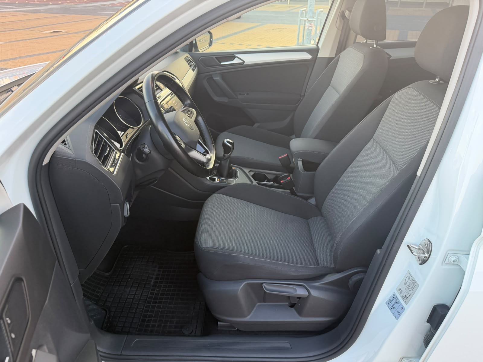 •• VW TIGUAN •• 2.0 TDI •• 2021 GODINA •• REG GOD DANA ••, fotografija 10