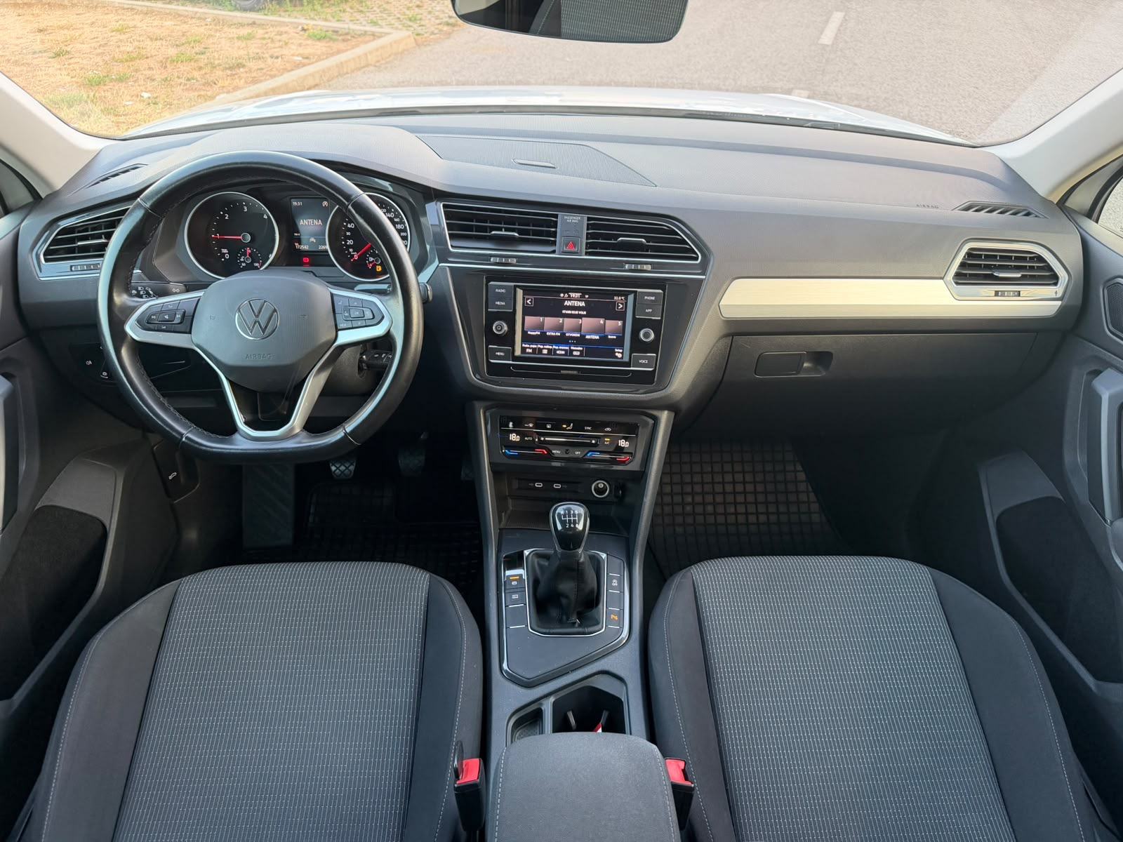 •• VW TIGUAN •• 2.0 TDI •• 2021 GODINA •• REG GOD DANA ••, fotografija 7