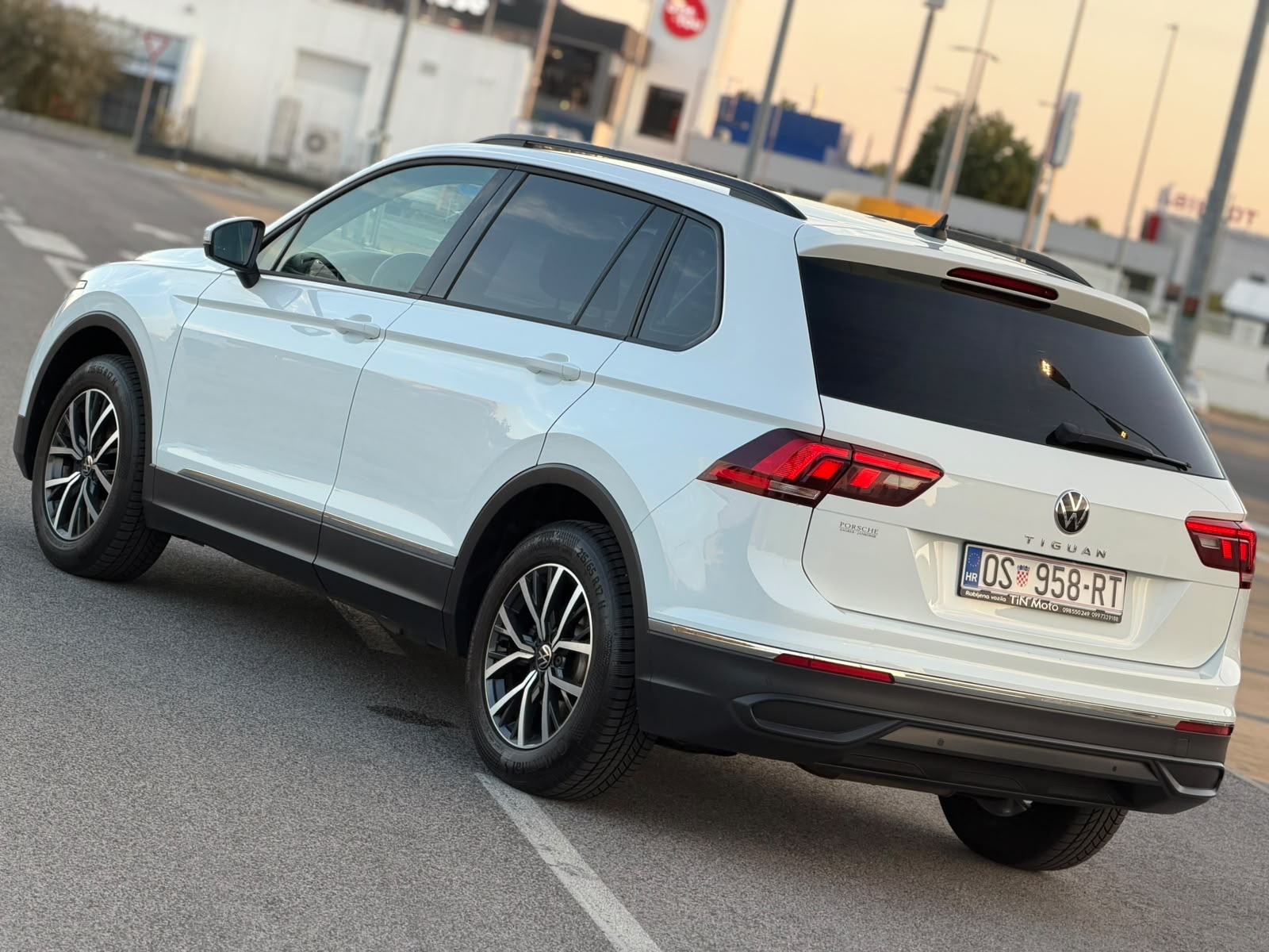 •• VW TIGUAN •• 2.0 TDI •• 2021 GODINA •• REG GOD DANA ••, fotografija 4