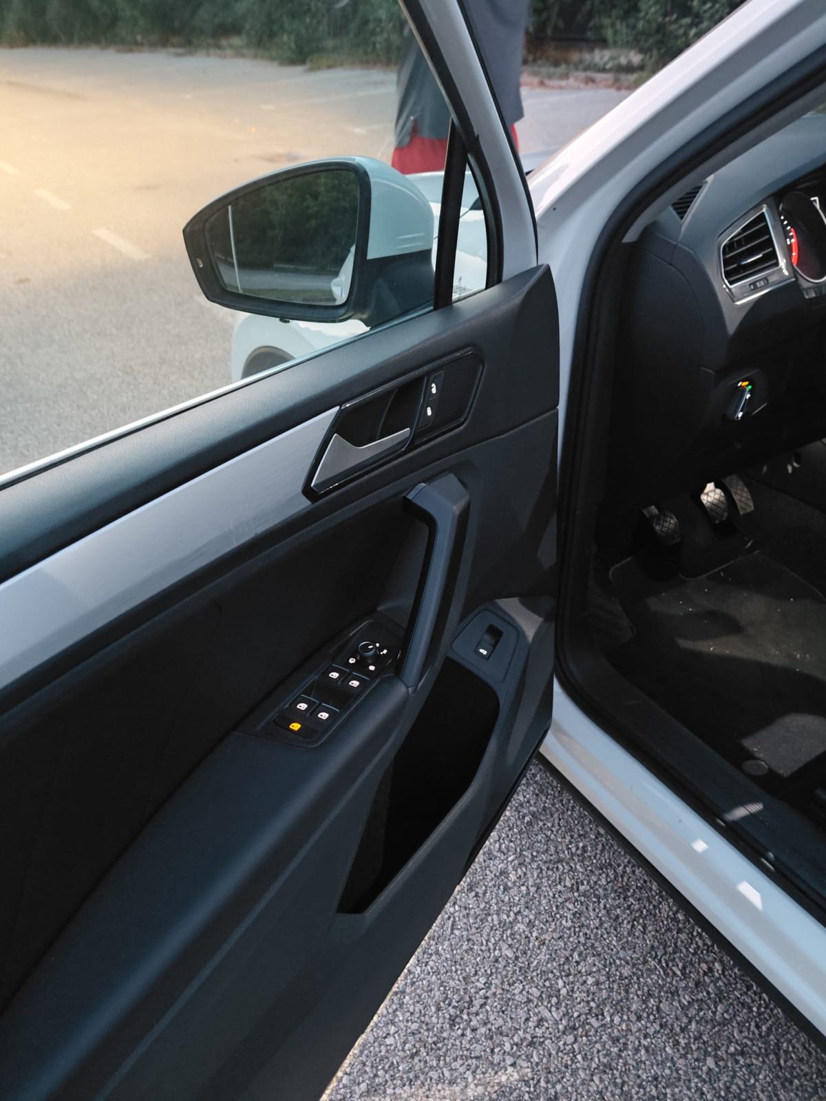 VW Tiguan 2,0 TDI•360 KAMERA•MEMORIJA SJEDALA•PANORAMA•RADAR•, fotografija 15