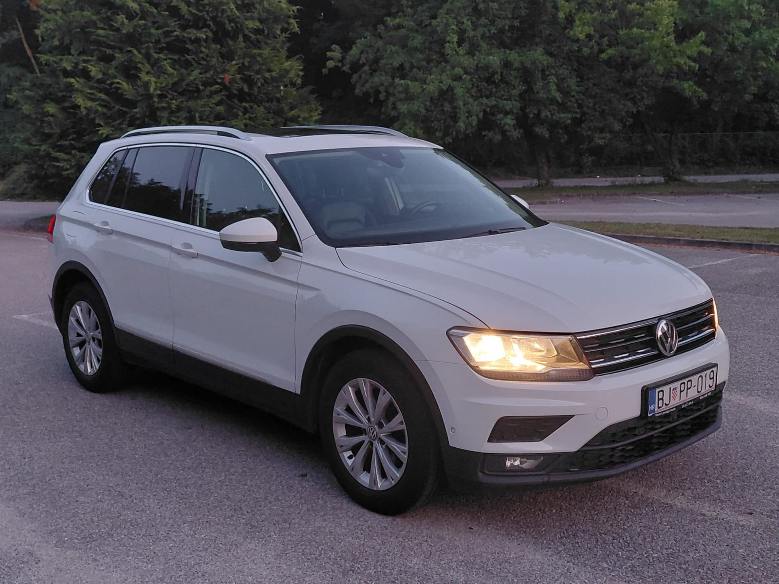 VW Tiguan 2,0 TDI•360 KAMERA•MEMORIJA SJEDALA•PANORAMA•RADAR•, fotografija 17