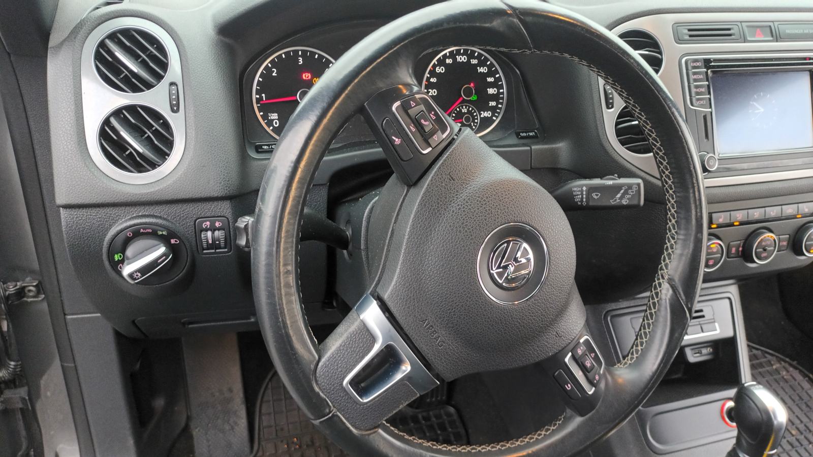 VW Tiguan DSG 2,0 TDI, 4 MOTION-automatic 2015, god. /reg. do 4/2027., fotografija 9