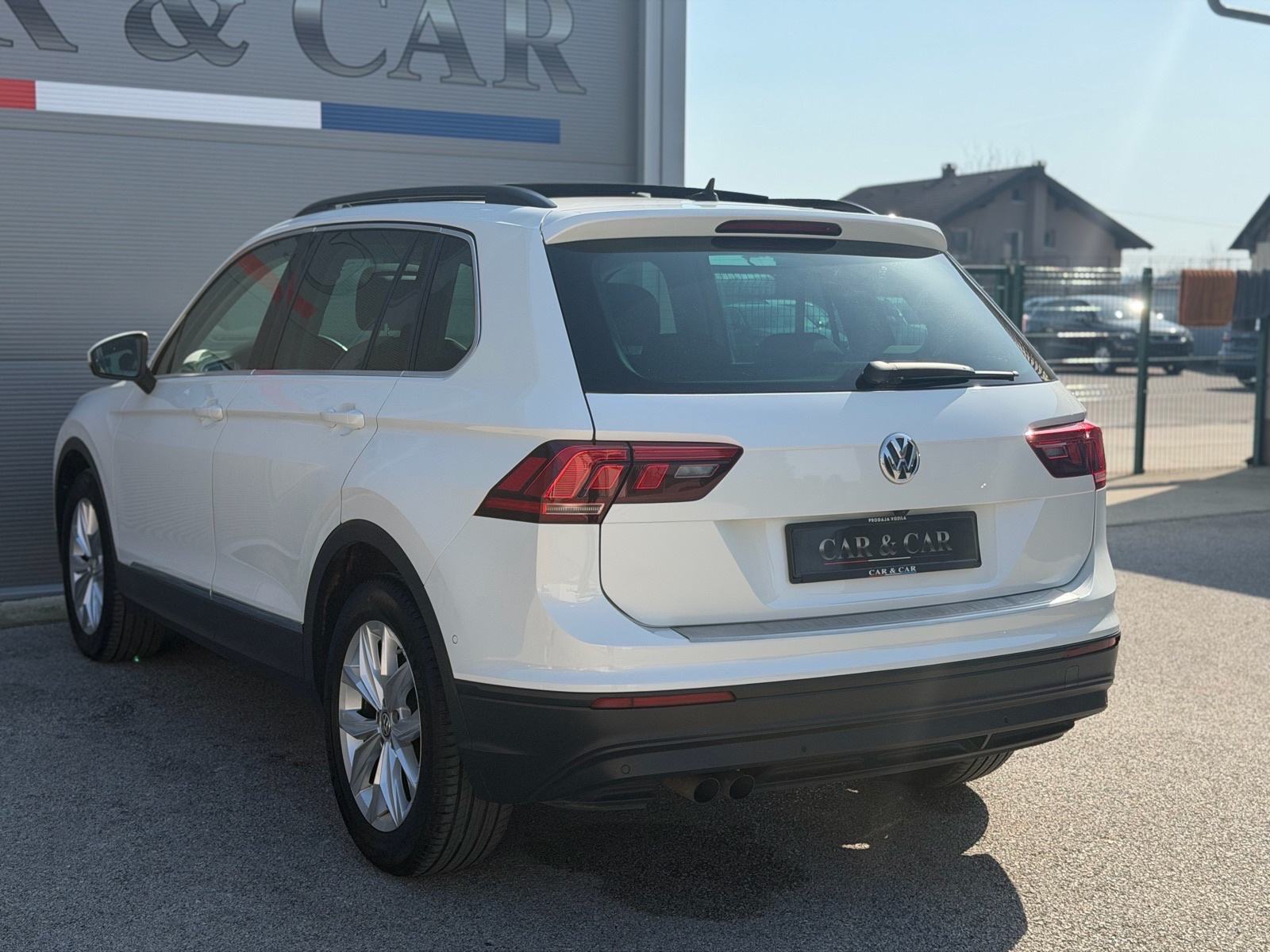 VW Tiguan 2.0 Tdi 4 Motion ,Highline automatik, fotografija 7
