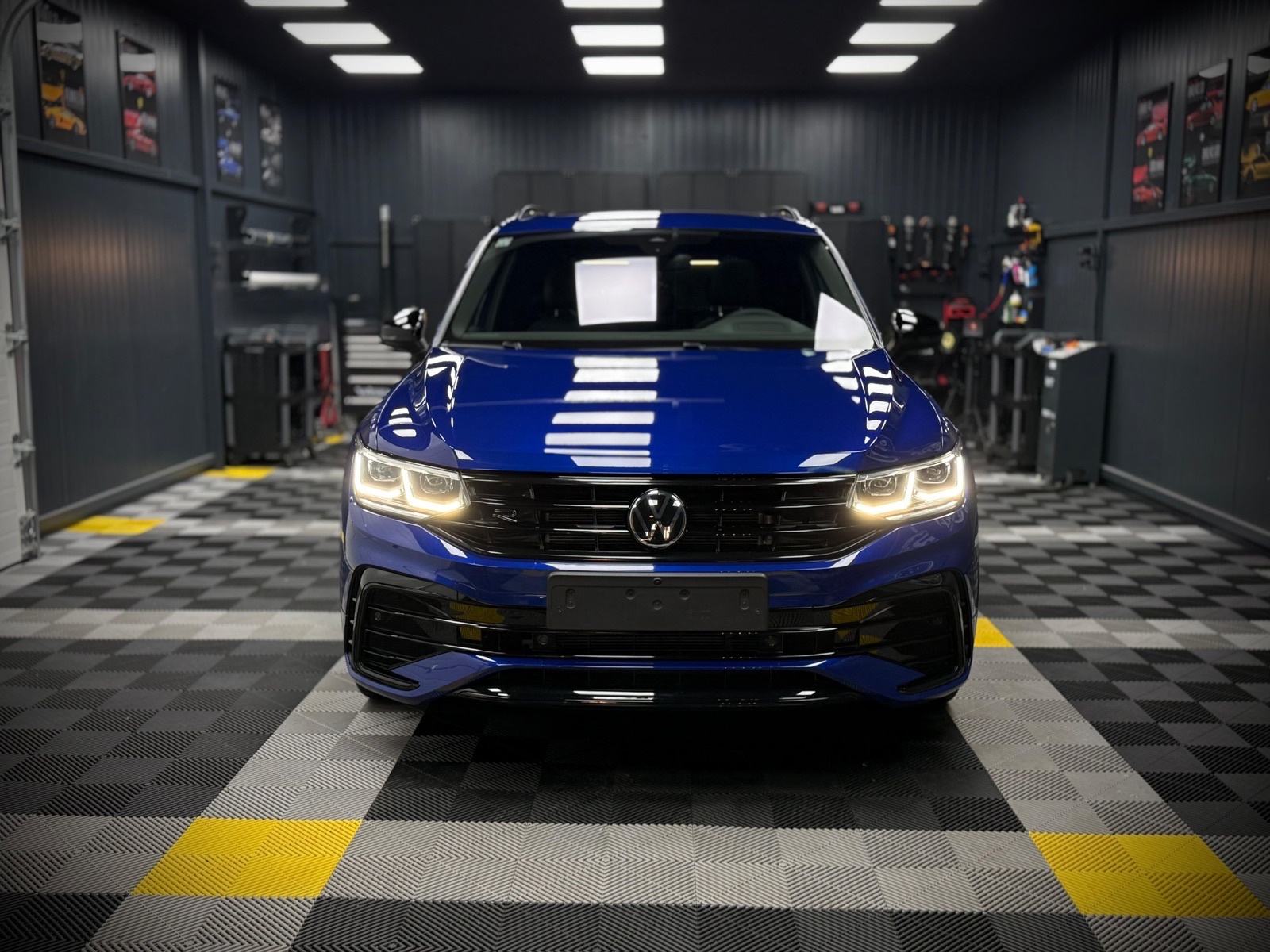 VW Tiguan 2,0 TDI 4motion R-line, fotografija 3