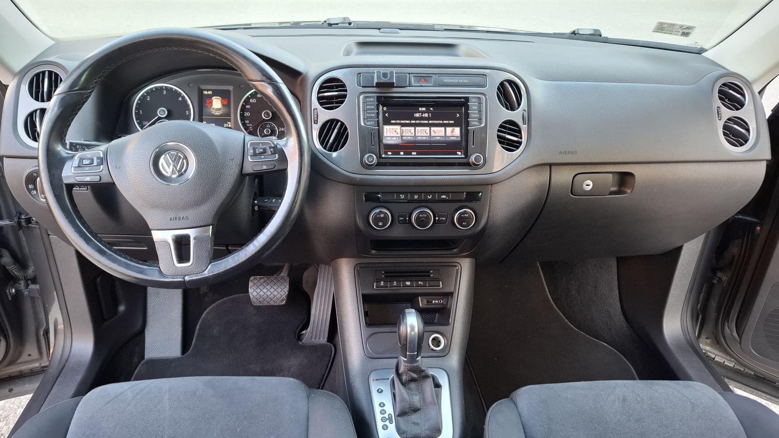 VW Tiguan 2,0 TDI automatik, 4x4, napravljen servis, bez ulaganja, fotografija 10