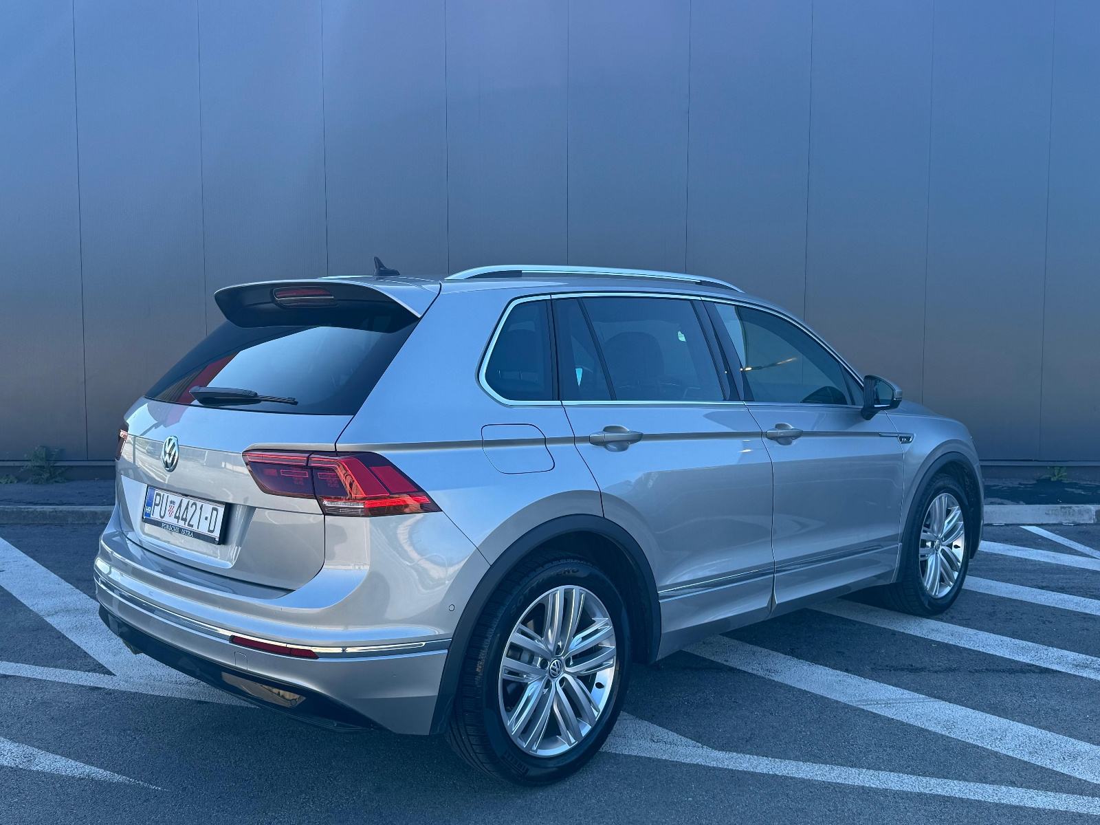 VW TIGUAN 2.O TDI DSG R - LINE, fotografija 8