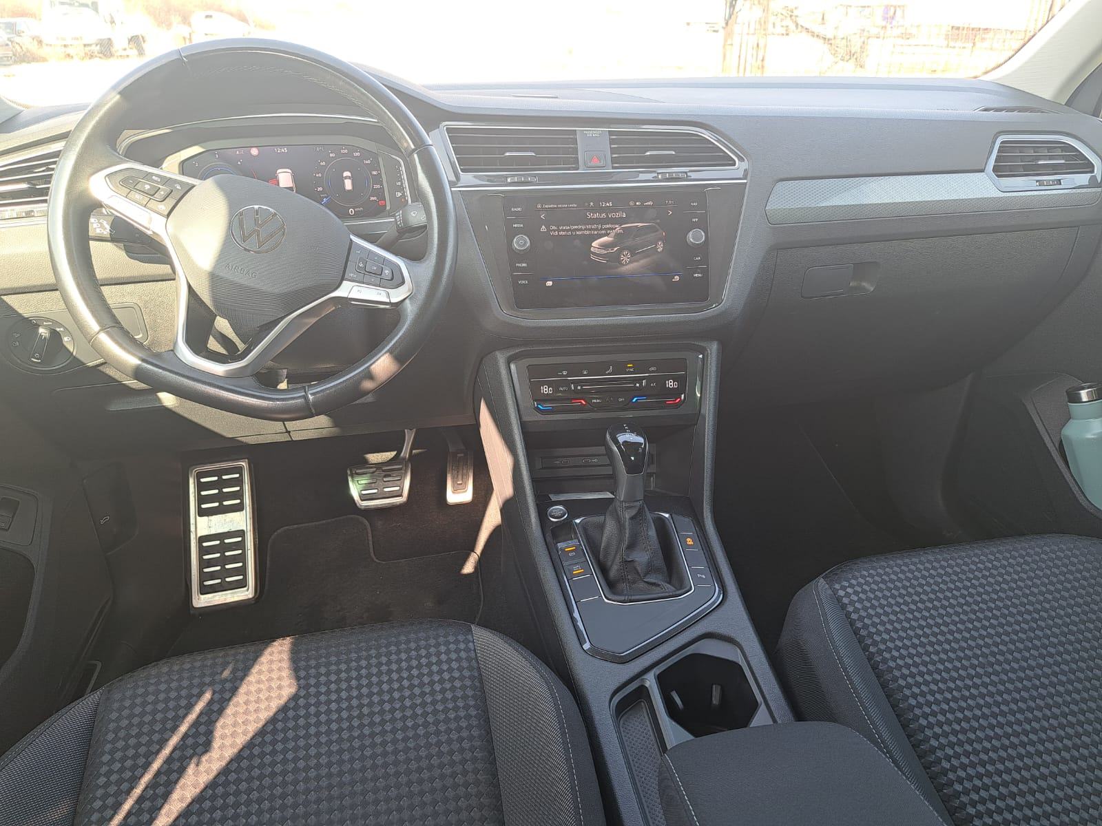 2021 VW Tiguan 2,0 TDI automatik reg. do 02/2027, fotografija 12