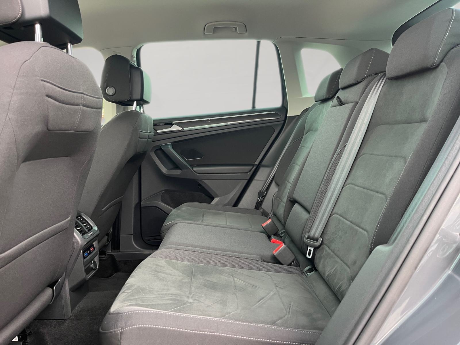 ✨VW Tiguan 2.0 ✨ TDI DSG 4MOTION | IQ.Light | Kamera | Keyless, fotografija 9