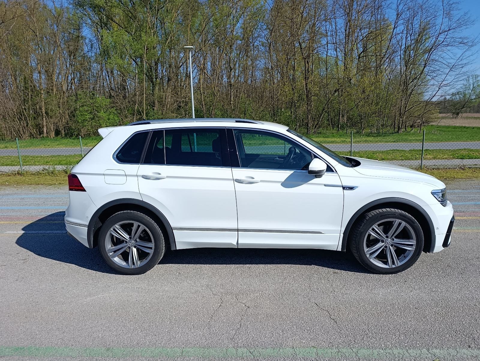 VW Tiguan r-line 4x4, fotografija 6