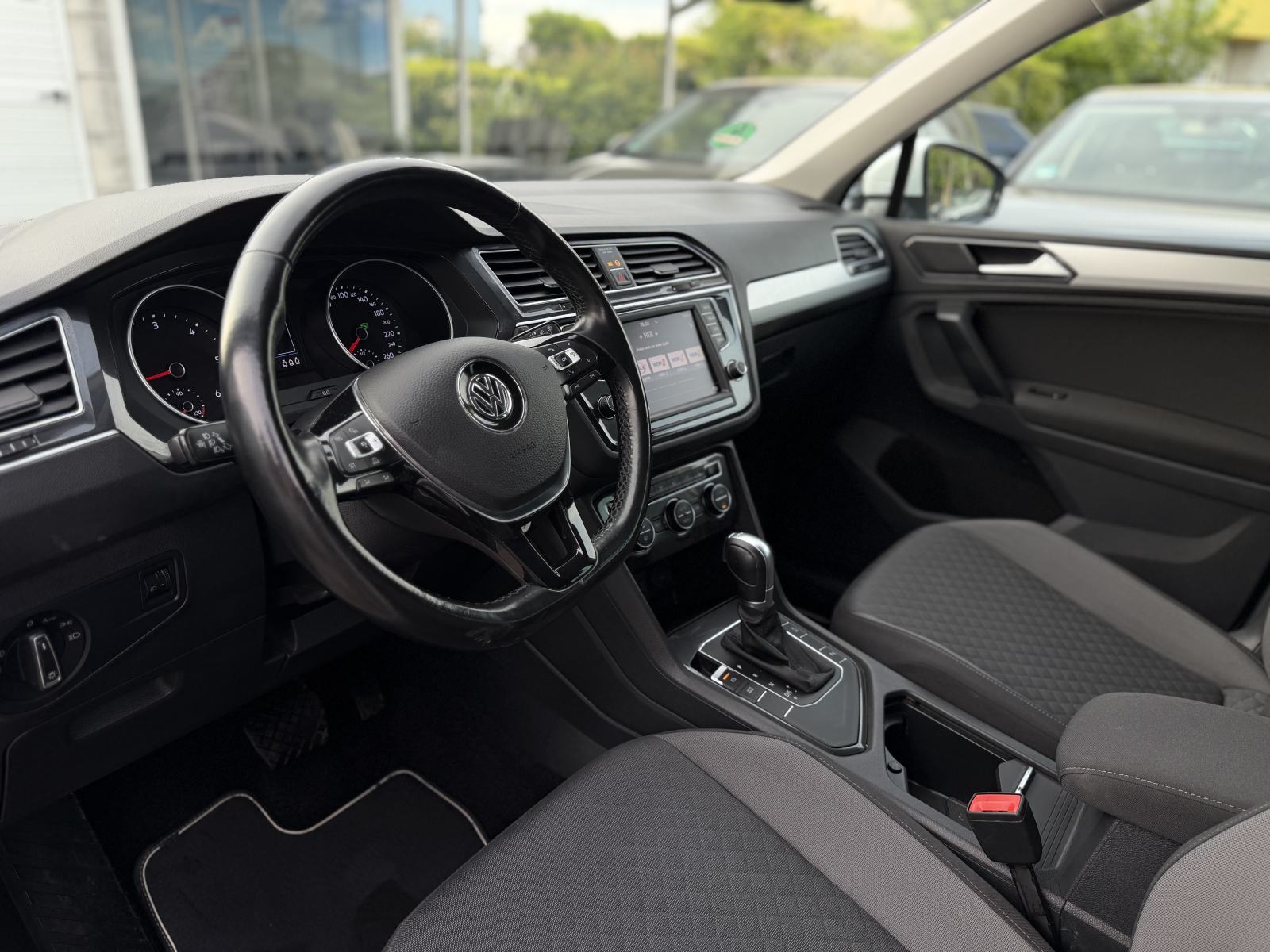 VW Tiguan 2,0 TDI *DSG* *1.vlasnik* *ACC* *Top stanje!* *Jamstvo*, fotografija 16