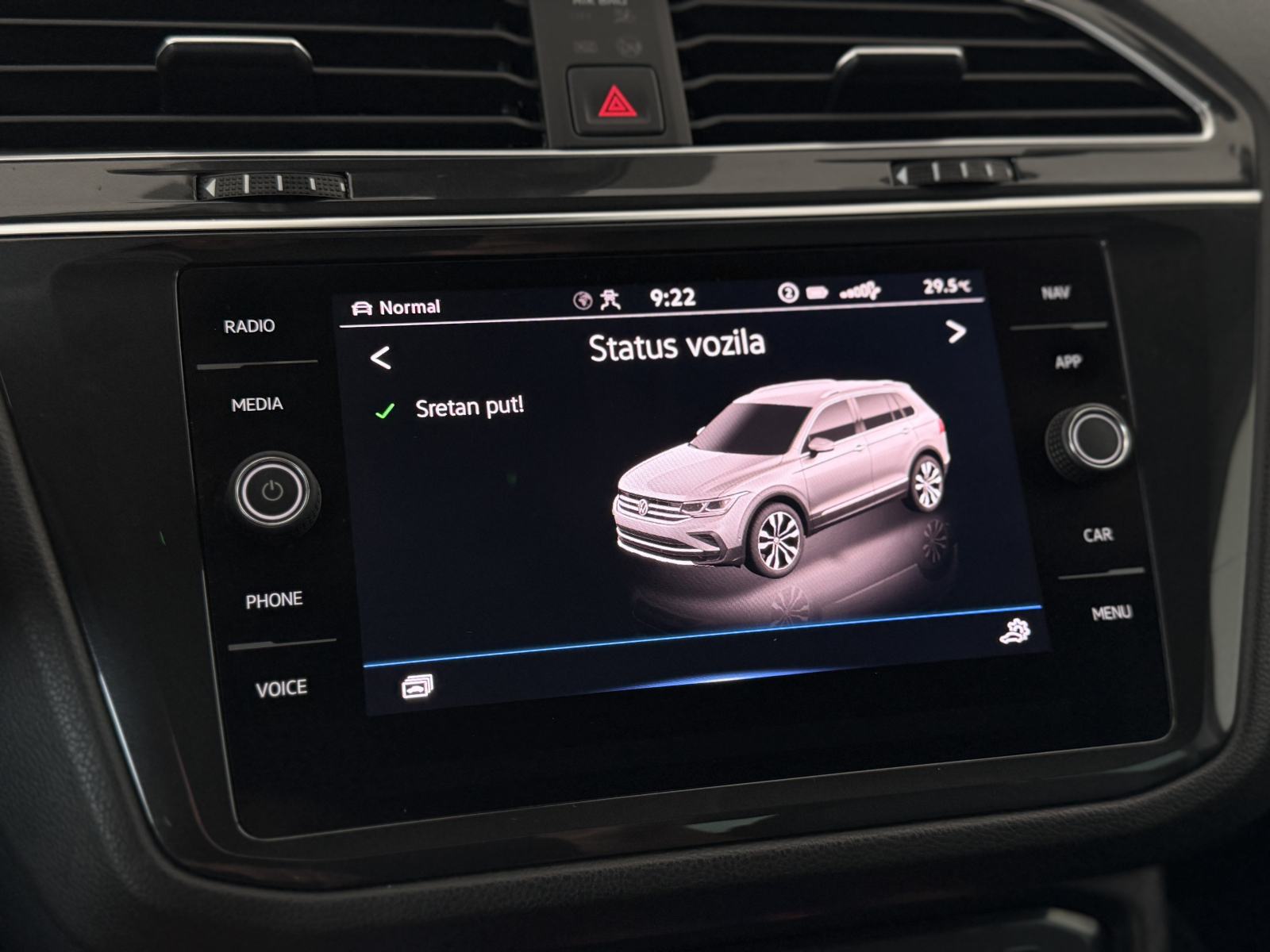 VW Tiguan 2,0 TDI DSG • 4X4 • ACC • JAMSTVO 24MJ • LEASING 0% UČEŠĆA, fotografija 17