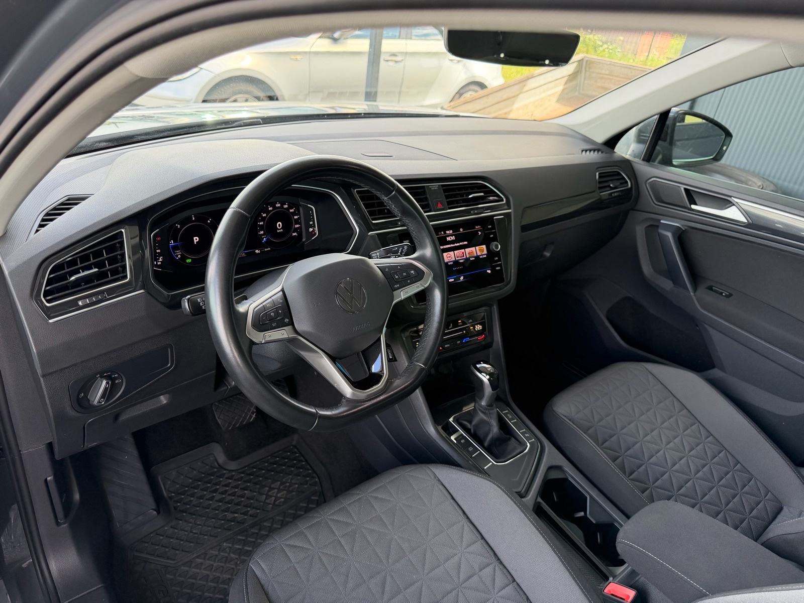 VW Tiguan 2,0 TDI automatik, fotografija 12