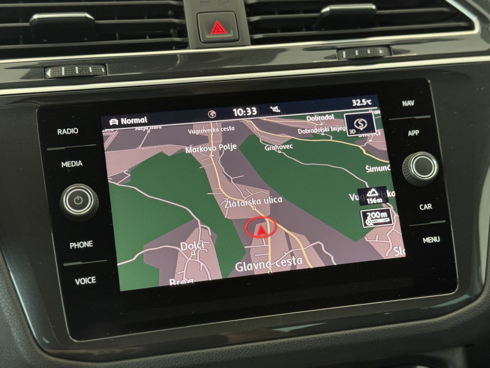 VW Tiguan 2,0 TDI DSG • 4X4 • ACC • JAMSTVO 24MJ • LEASING 0% UČEŠĆA, fotografija 17