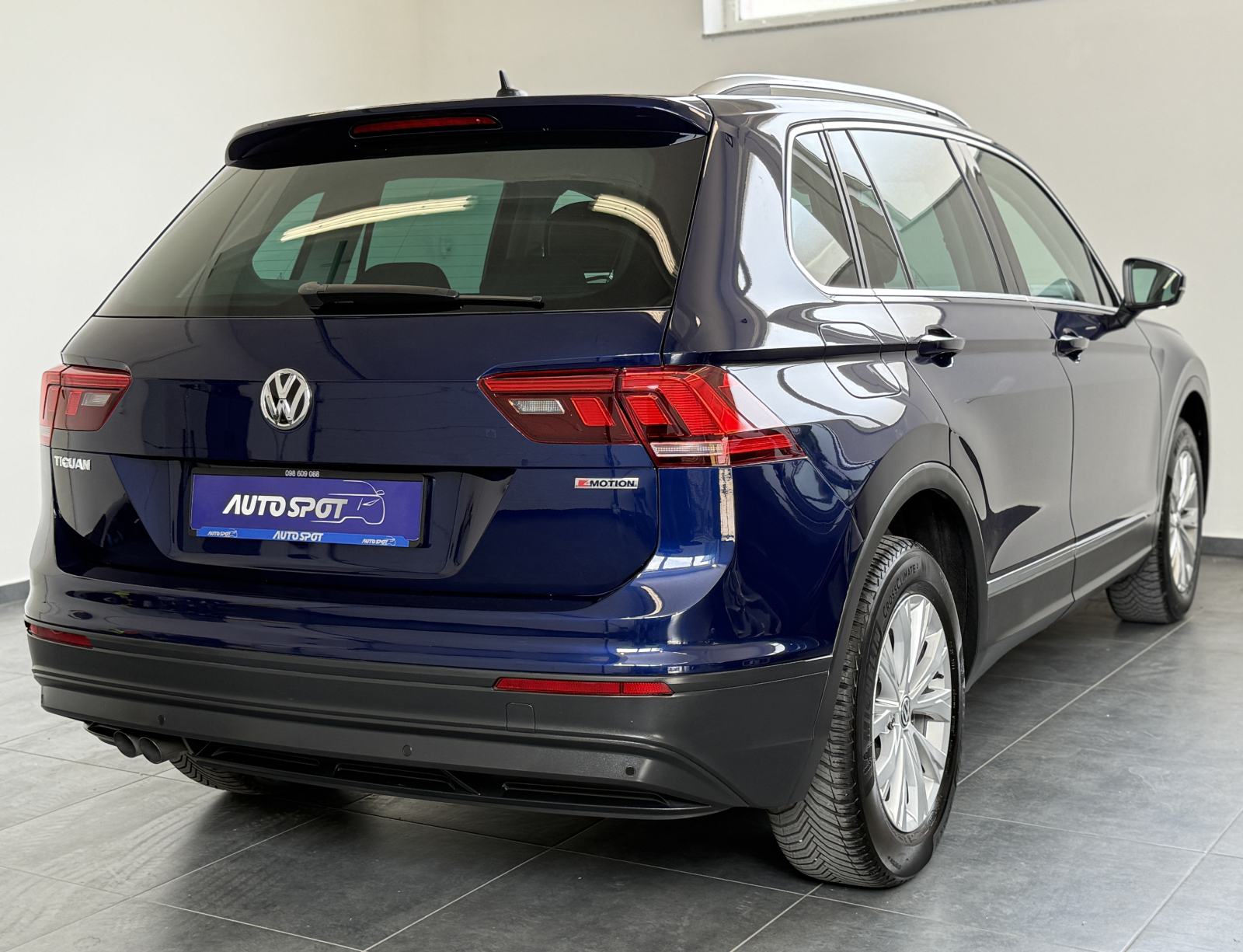 VW Tiguan 2,0 TDI DSG • 4X4 • ACC • JAMSTVO 24MJ • LEASING 0% UČEŠĆA, fotografija 8
