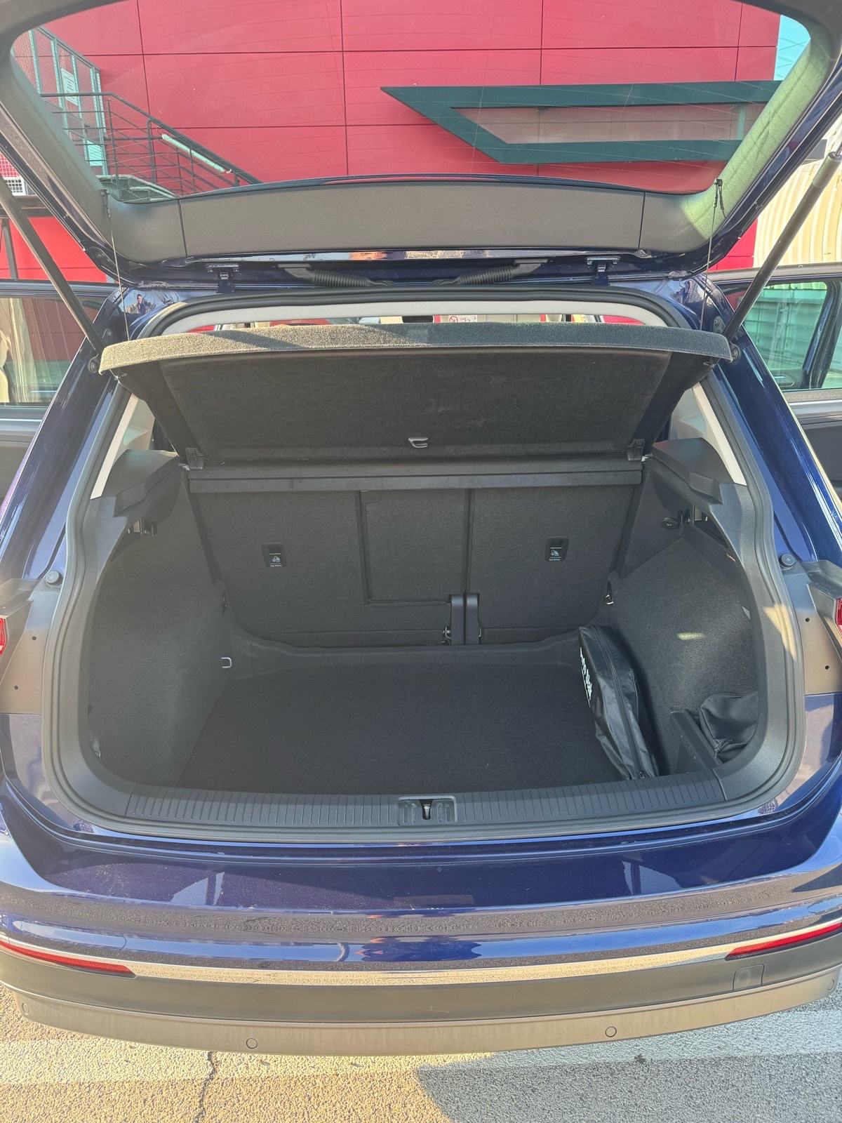 VW Tiguan 2,0 TDI DSG *HIGHLINE*PANO*, fotografija 9