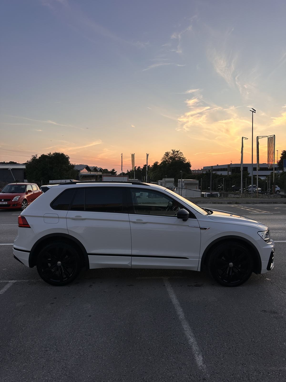 VW Tiguan 2,0 TDI R-line digital Cockpit, fotografija 7