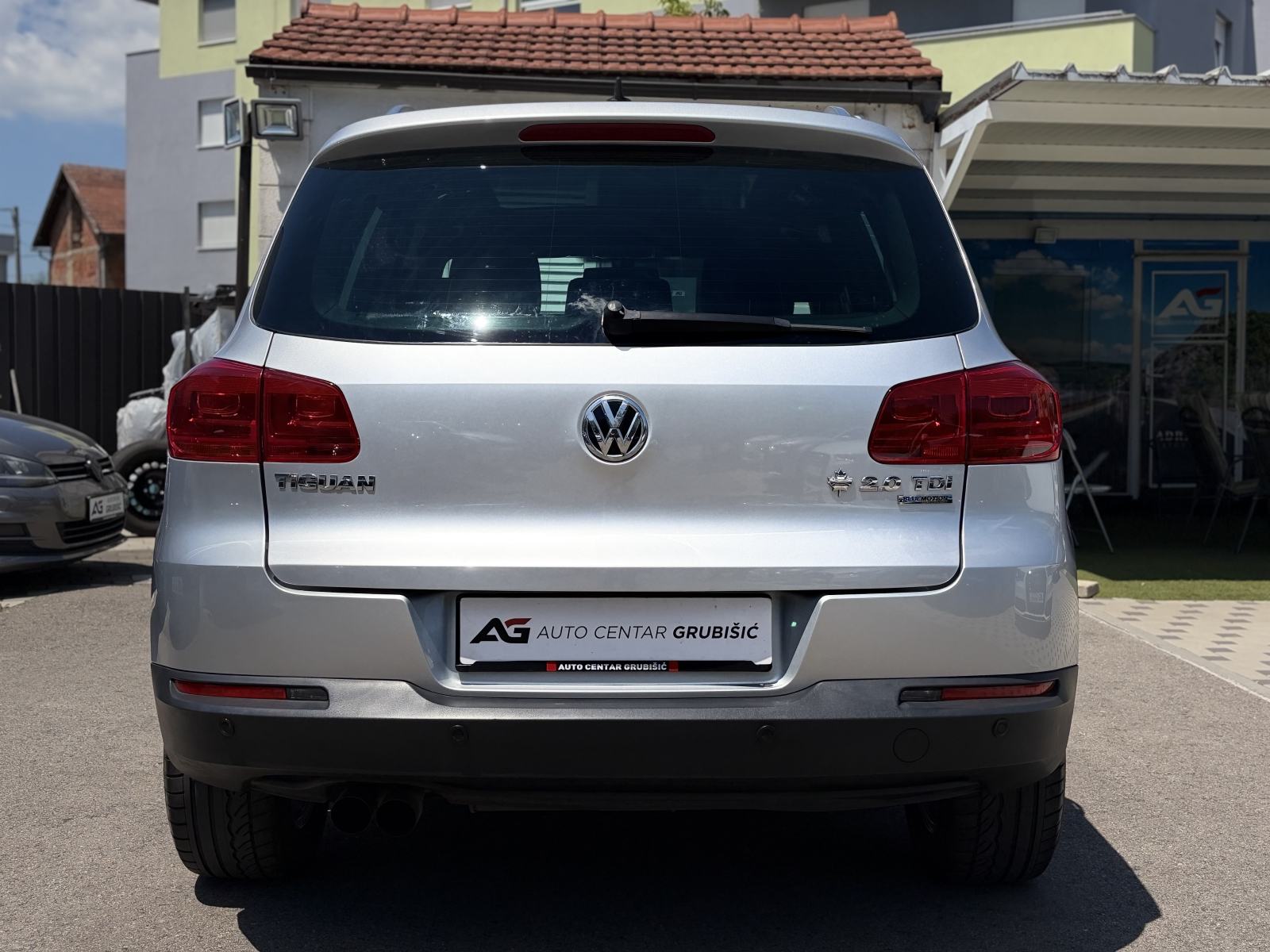 VW Tiguan 2,0 TDI *BiXenon* *Panorama* *Full oprema* *Servisna knjiga*, fotografija 15
