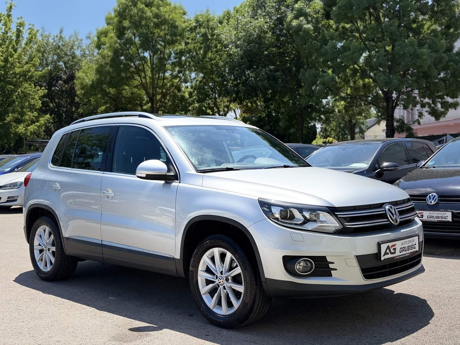 VW Tiguan 2,0 TDI *BiXenon* *Panorama* *Full oprema* *Servisna knjiga*, fotografija 12