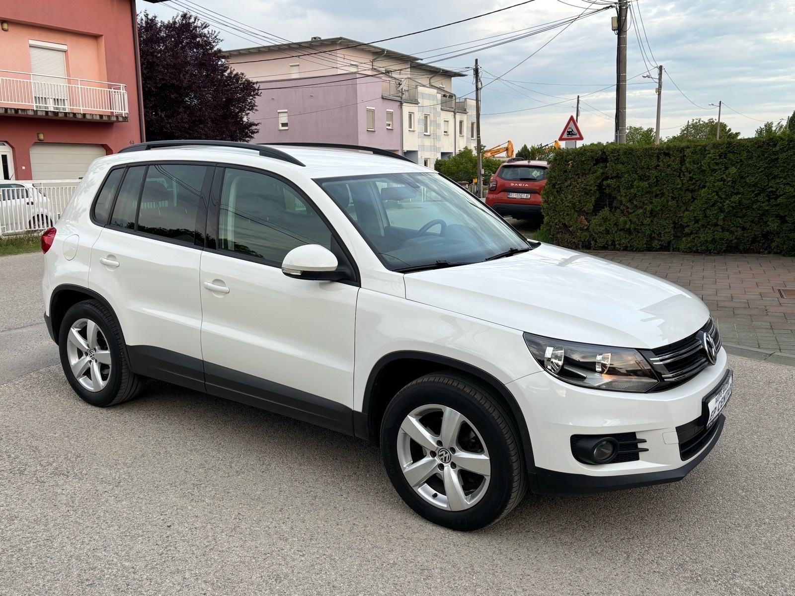 VW Tiguan 2,0 TDI BMT Comforline,Navi!, fotografija 2