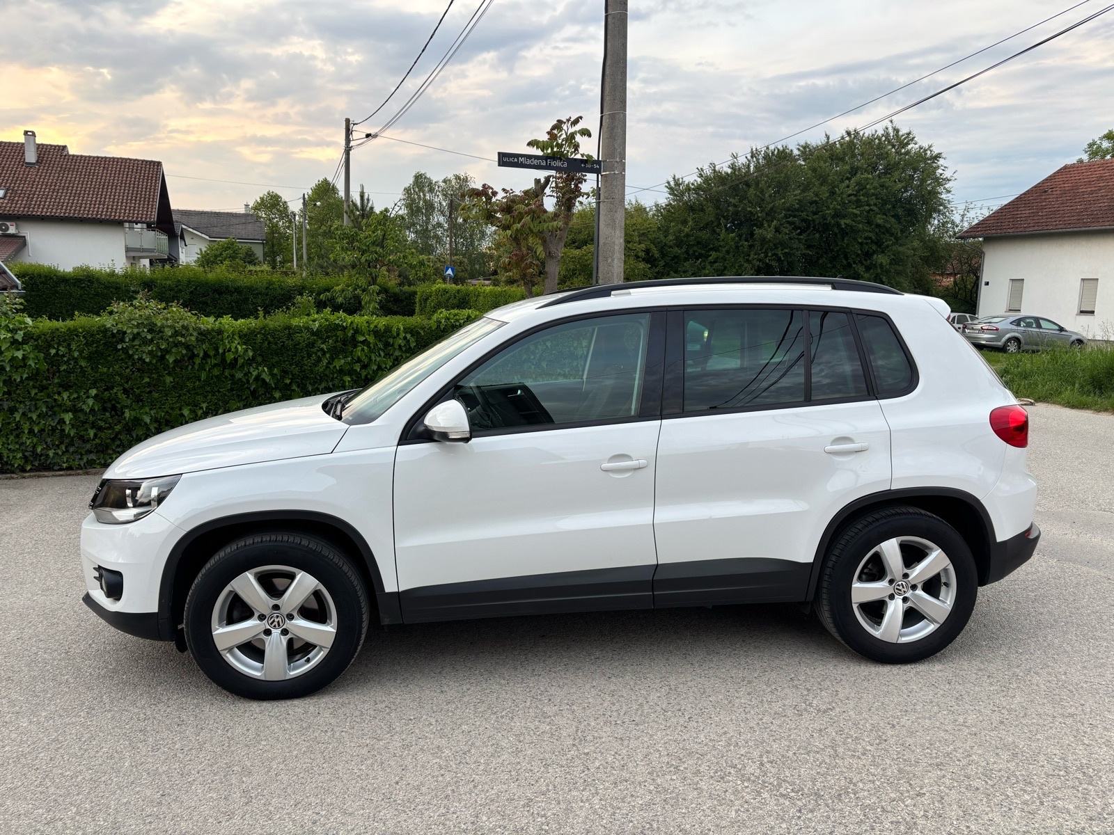 VW Tiguan 2,0 TDI BMT Comforline,Navi!, fotografija 6