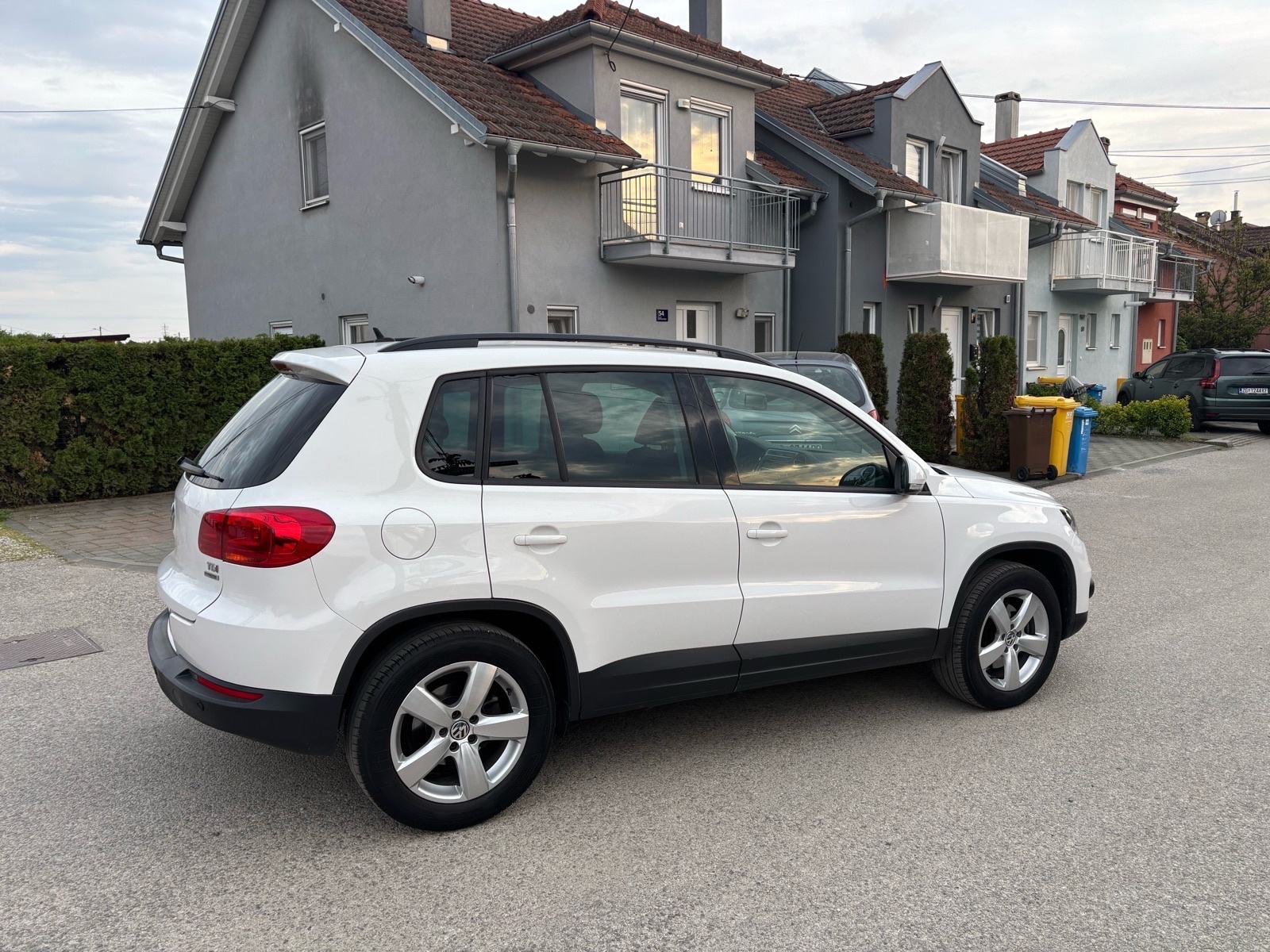 VW Tiguan 2,0 TDI BMT Comforline,Navi!, fotografija 11
