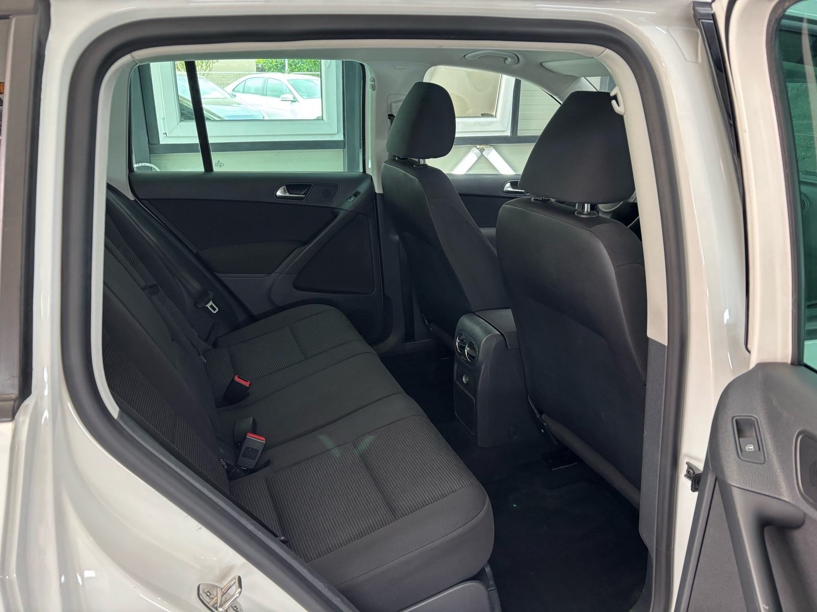 VW Tiguan 2,0 TDI BMT Comforline,Navi!, fotografija 19