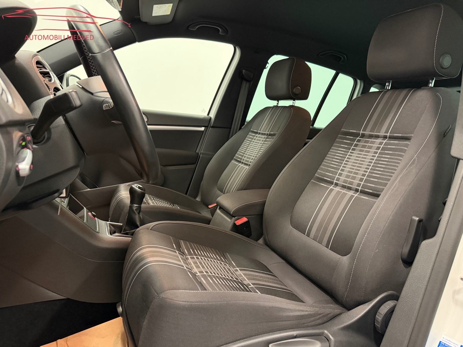 VW Tiguan 2,0 TDI BMT LOUNGE, NAVI, KAMERA, KUKA, JAMSTVO 12 mj!, fotografija 12