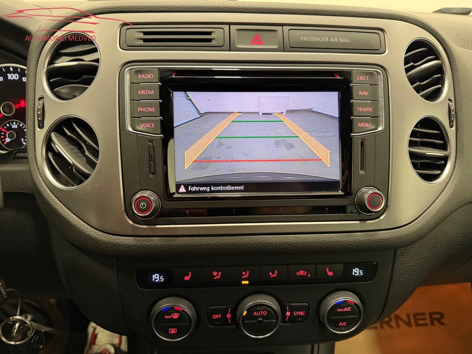 VW Tiguan 2,0 TDI BMT LOUNGE, NAVI, KAMERA, KUKA, JAMSTVO 12 mj!, fotografija 18