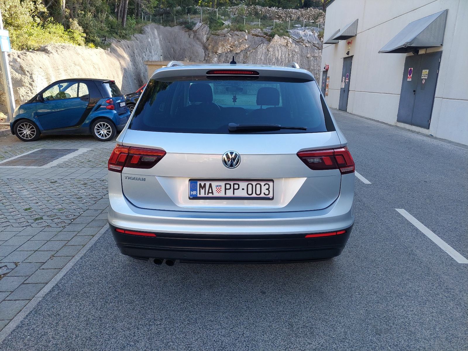 VW Tiguan 2,0 TDI BMT*PANORAMA*HR.AUTO*, fotografija 7